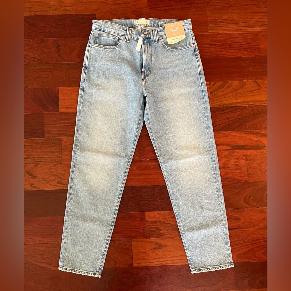 Madewell Relaxed Taper Jeans in Lockhart Wash